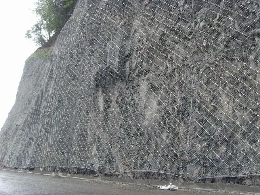 向阳街道山体护坡